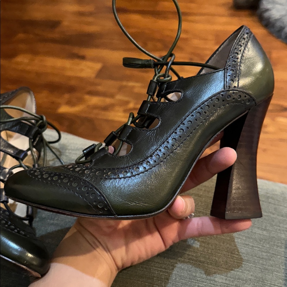 Tory Burch Lace Up Astrid Oxford Heels sz 7.5 - Picture 5 of 15